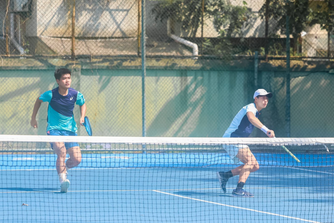 爱游戏游戏平台-Scout迎来七赛季出色发挥，法国队观众热烈欢呼！比赛高潮迭起的简单介绍